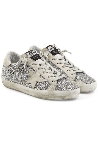 Picture of golden goose 